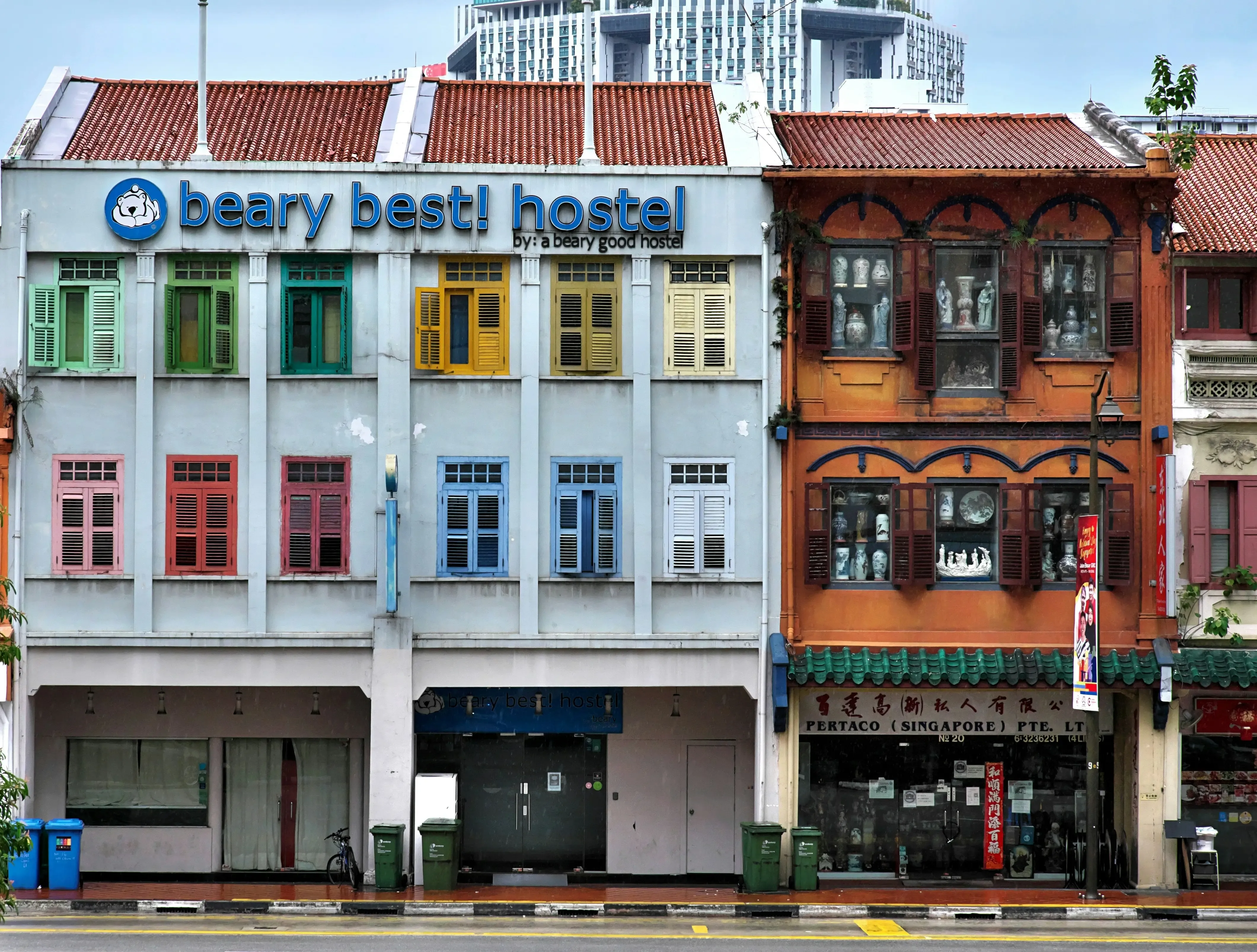Quick hacks for saving money overseas