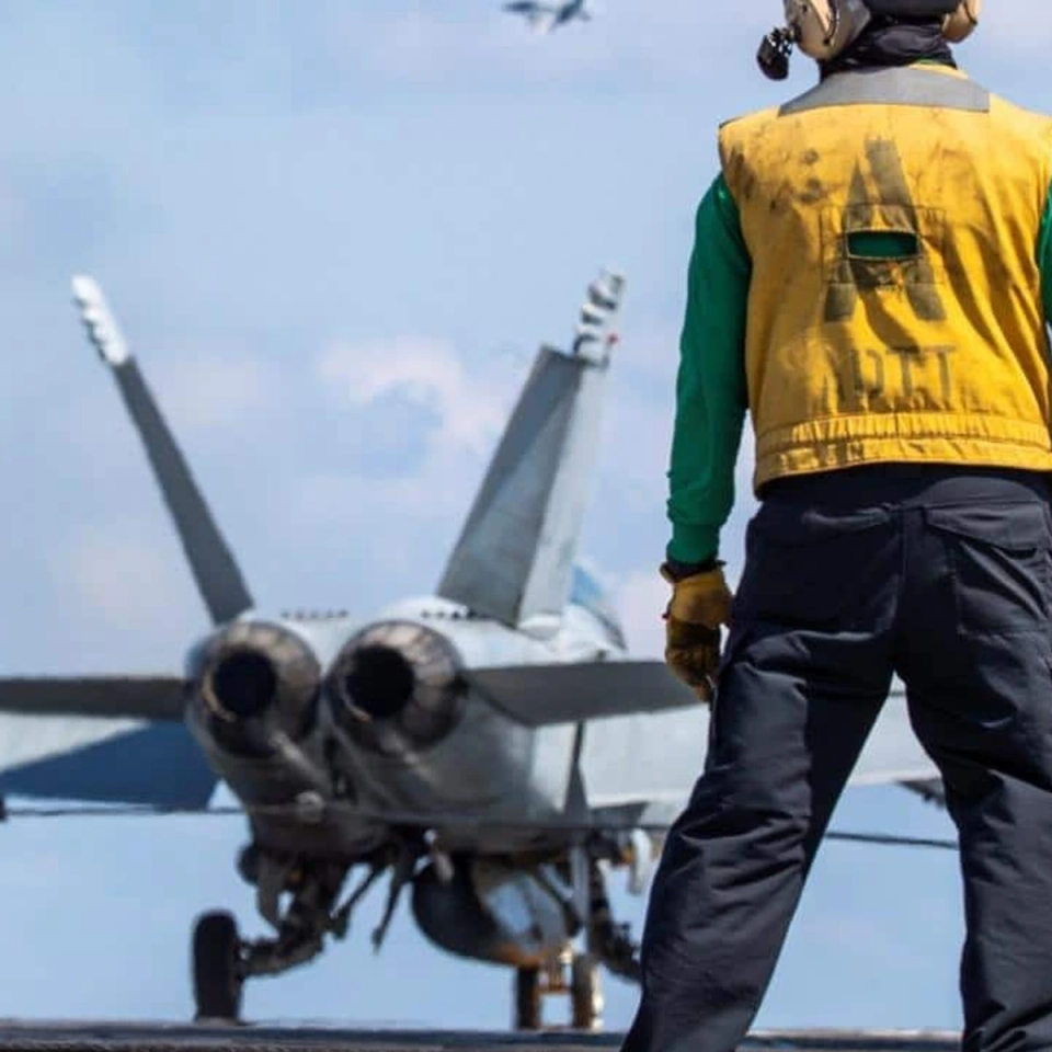 Aircraft Launch and Recovery Specialists in the Military
