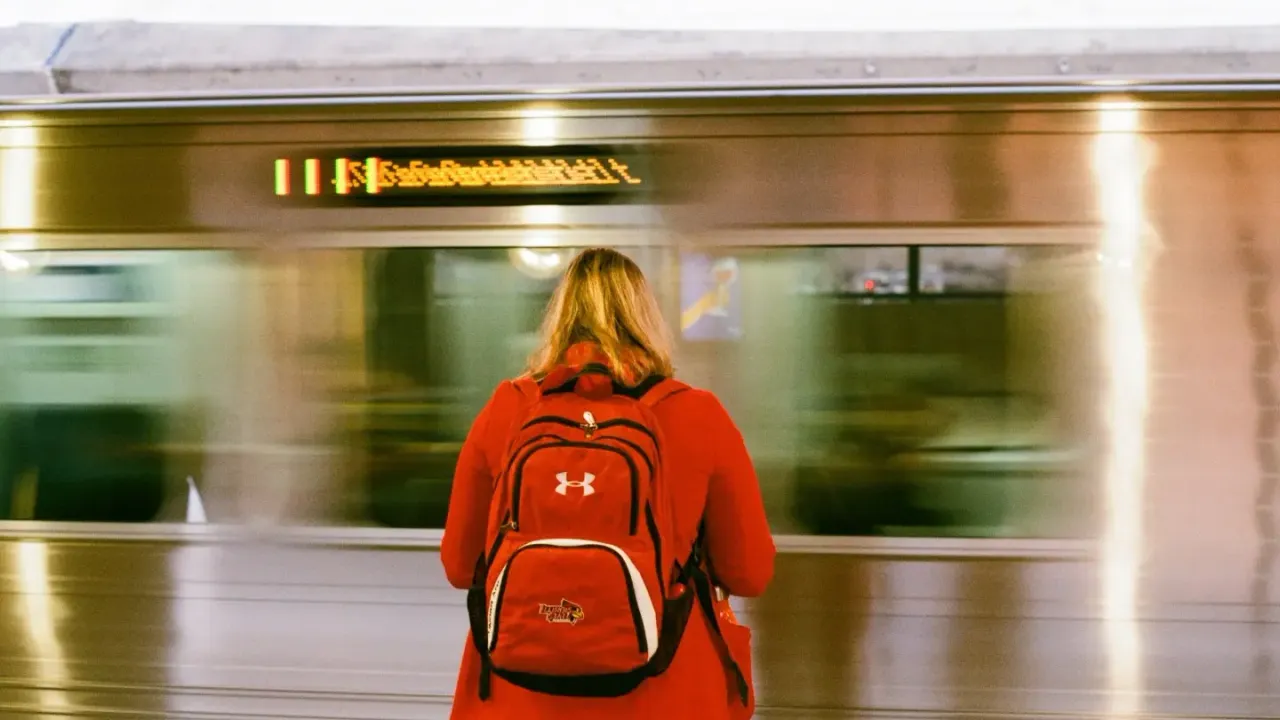 How To Thrive In Your First Office Job